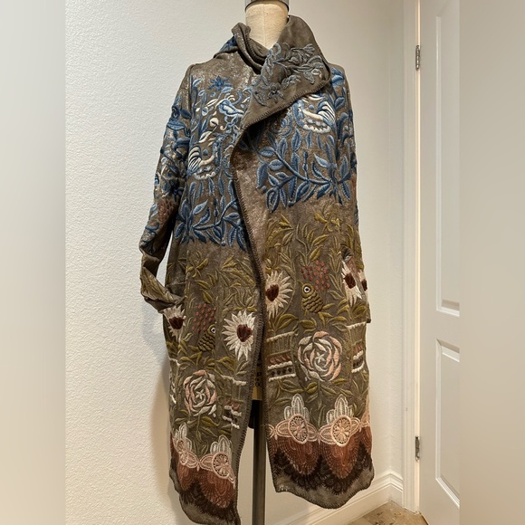 BIYA Johnny Was Women's Metallic Floral Coat - Picture 4 of 6